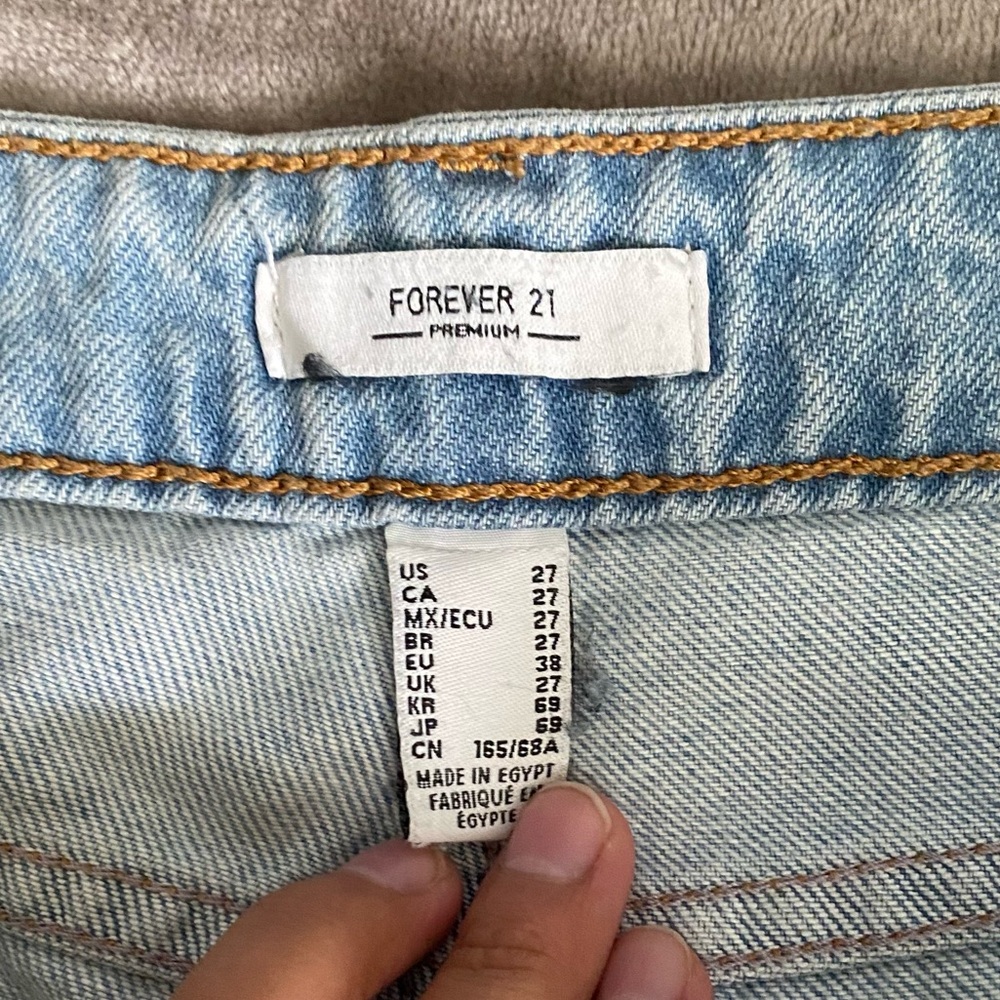 High Rise Mom Jeans - Picture 2 of 2